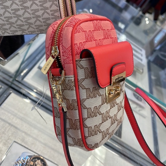 Michael Kors Sloan Editor Small Phone Logo Jacquard Crossbody
Grapefruit Multi - Picture 6 of 16